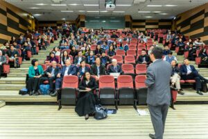 Read more about the article Ultimate Guide: Best Practices for Managing Student Loans in the USA
